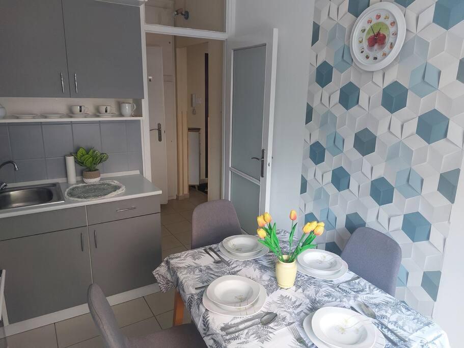 Dora Apartman Best Location & Free Parking Debrecen Extérieur photo
