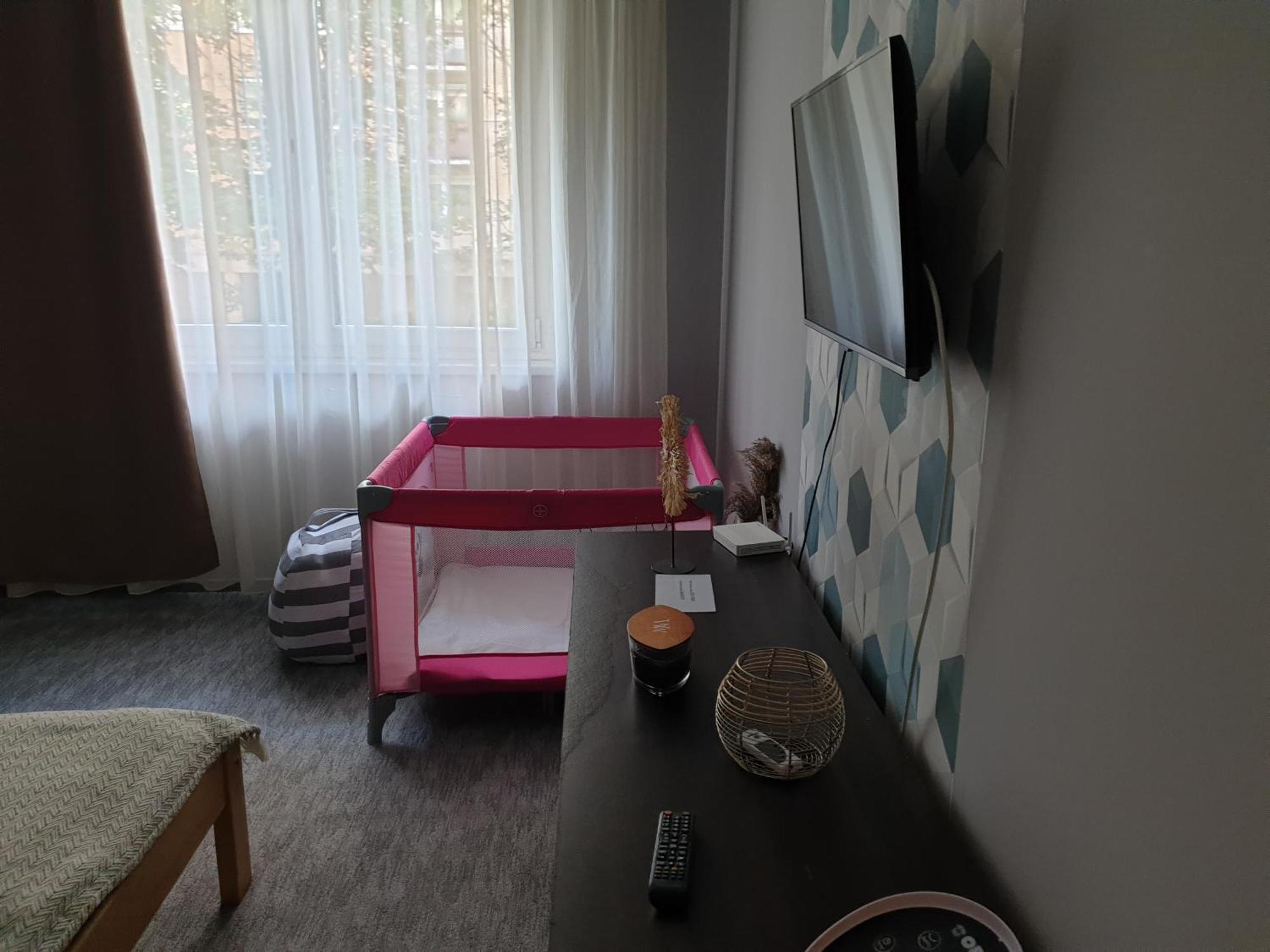 Dora Apartman Best Location & Free Parking Debrecen Extérieur photo